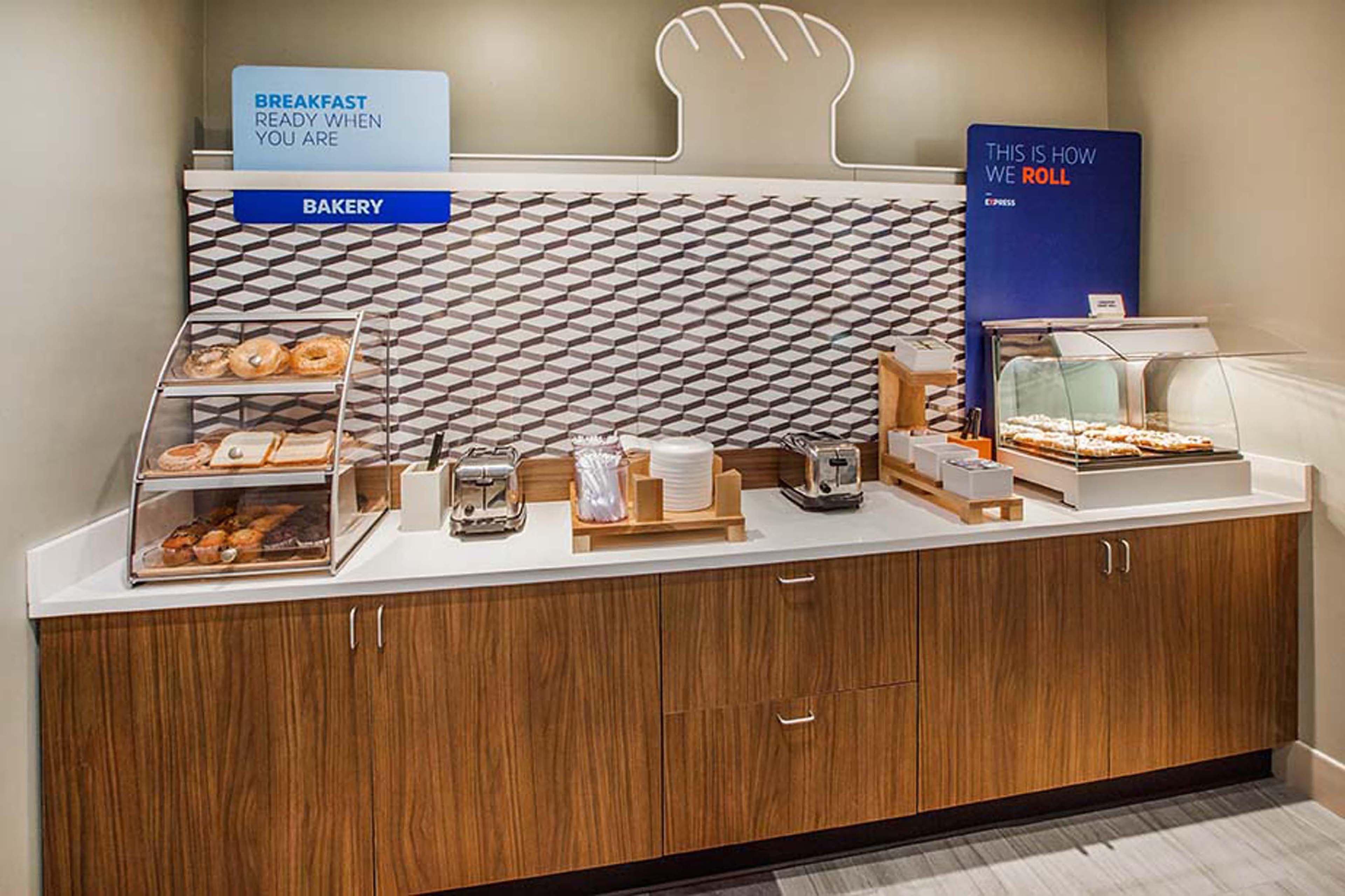 Holiday Inn Express And Suites - Tucumcari, An Ihg Hotel Εξωτερικό φωτογραφία
